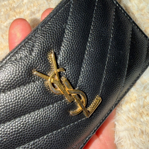 CASSANDRE SAINT LAURENT MATELASSÉ ZIPPED FRAGMENTS CARD CASE - Picture 10 of 12